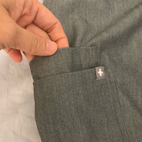 Authentic Figs Kade Scrub Pants size XS regular - Picture 4 of 6